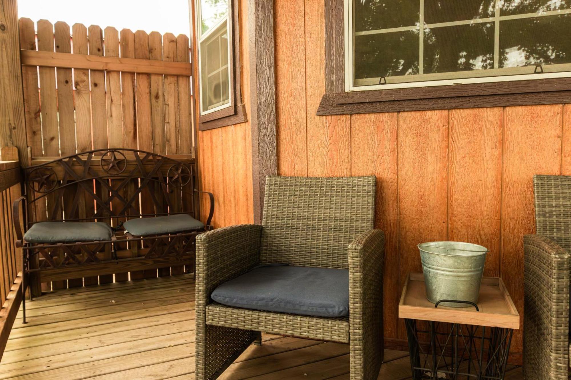 Lakefront Texas Star - 38 Holiday home