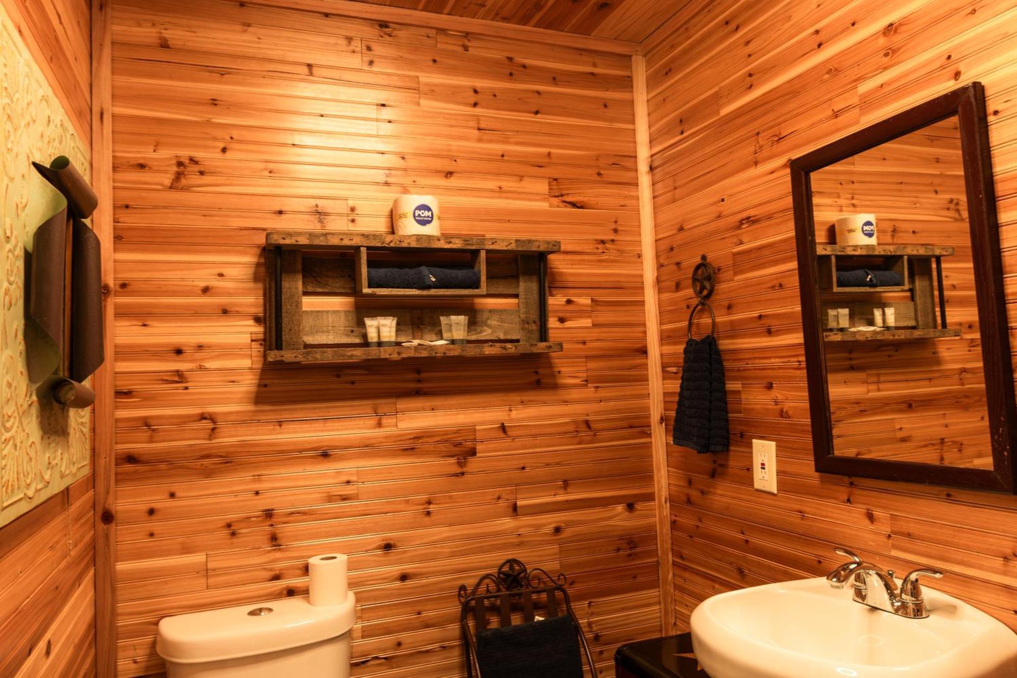 Lakefront Texas Star - 38 Holiday home